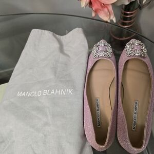 MANOLO BLAHNIK